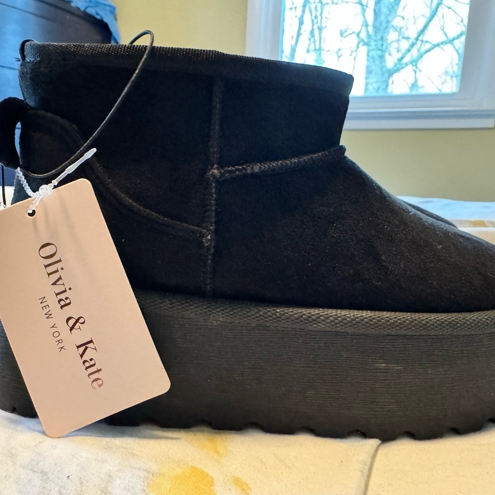 Olivia & Kate Black Platform Boots